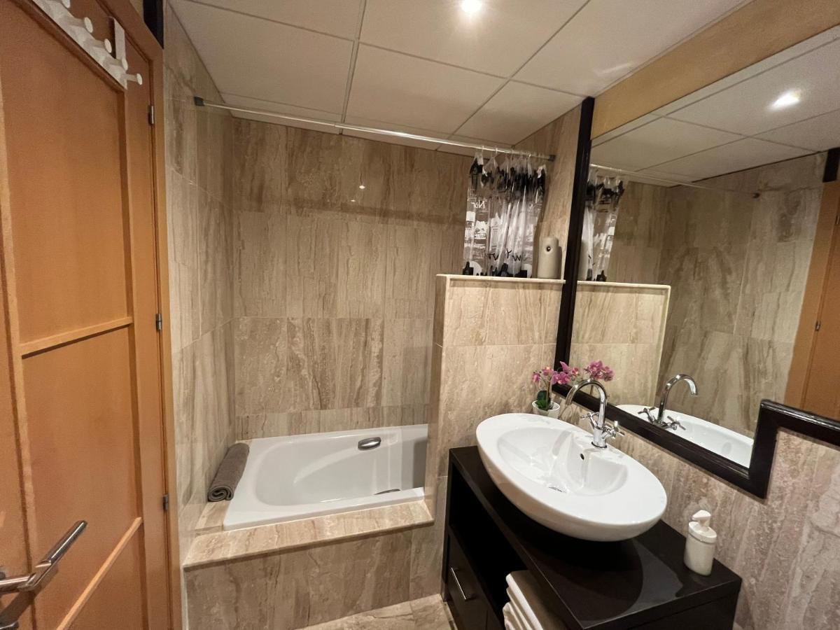 Altos Del Toril 2 Habitaciones Wifi Y Parking توريمولينوس المظهر الخارجي الصورة
